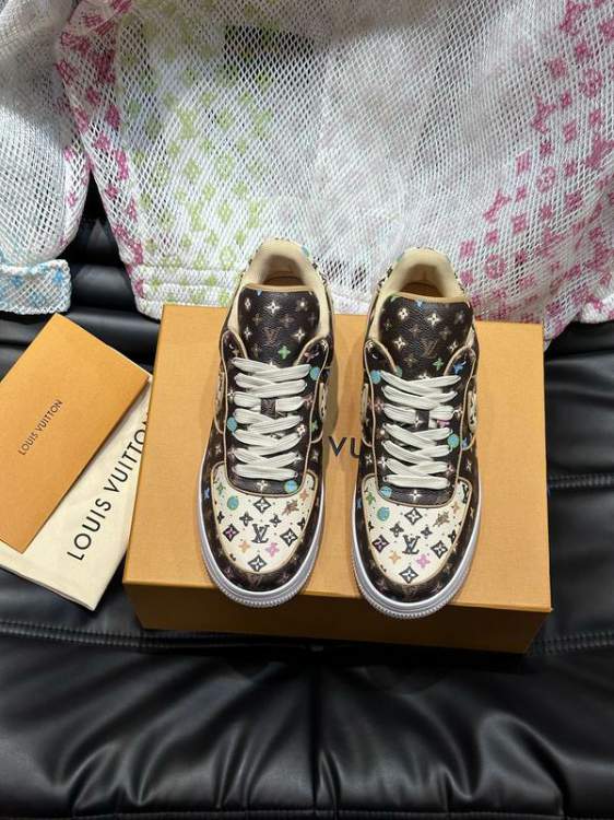 Picture of Louis Vuitton Shoes _SKULVsz39-46jyh054315879
